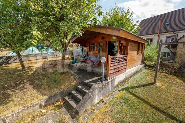 Ehemaliges Bauernhaus mit grosser Scheune 9