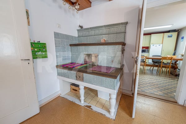 Ehemaliges Bauernhaus mit grosser Scheune 7