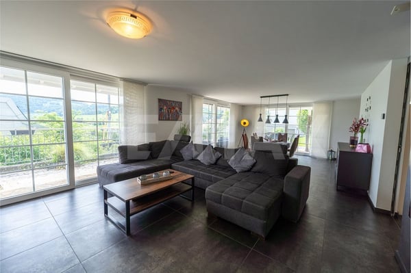 Grosszügiges und modernes EFH mit Weitsicht ins Grüne 18