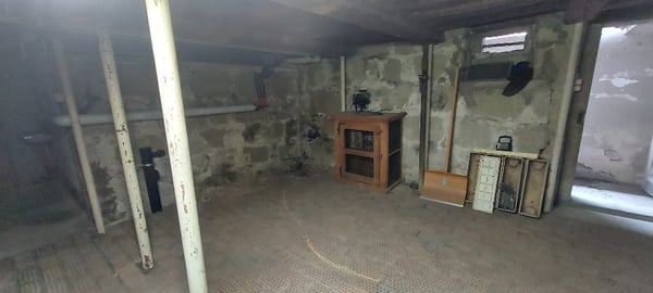 Frisch renovierte 3-Zimmer-Wohnung im historischen Riegelhaus - Laupen BE 12