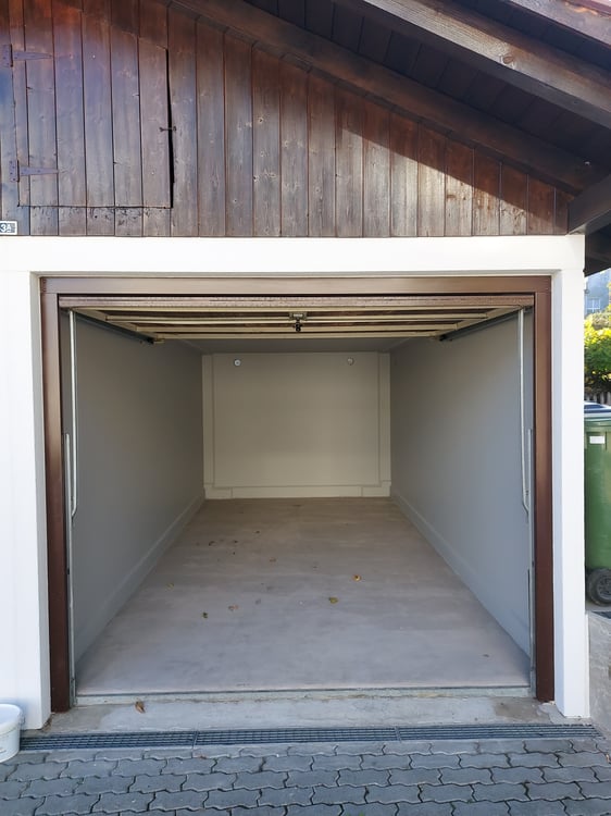 Exklusive teilmöblierte 3.5-Zimmer-Dachwohnung mit hohem Ausbaustandard in Kerzers 12
