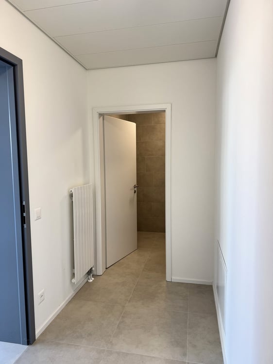 LOCTOWERS - LOCALI COMMARCIALI IN PRESTIGIOSA COSTRUZIONE 9