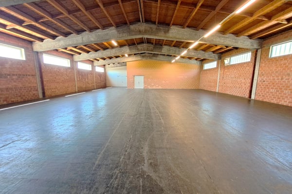 INS - grosszügige Lagerfläche nahe Bahnhof 17