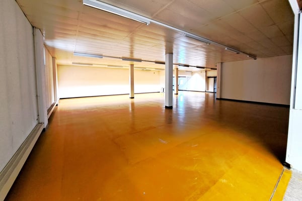 INS - grosszügige Lagerfläche nahe Bahnhof 3