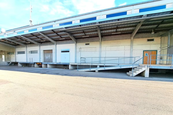 INS - grosszügige Lagerfläche nahe Bahnhof 8