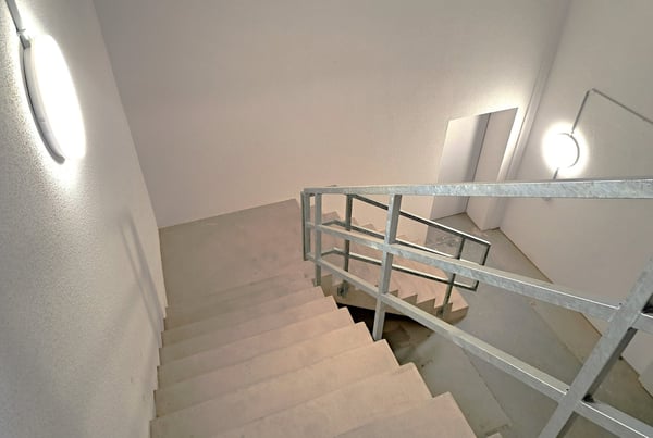 INS - grosszügige Lagerfläche nahe Bahnhof 21