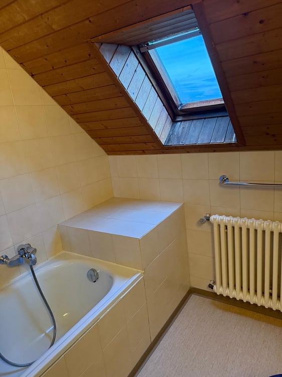 Charmante 1.5-Zimmer-Dachwohnung an der Krontalstrasse 5 in St. Gallen 5