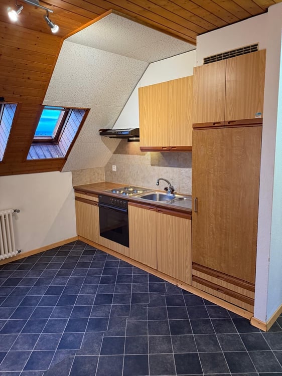 Charmante 1.5-Zimmer-Dachwohnung an der Krontalstrasse 5 in St. Gallen 1