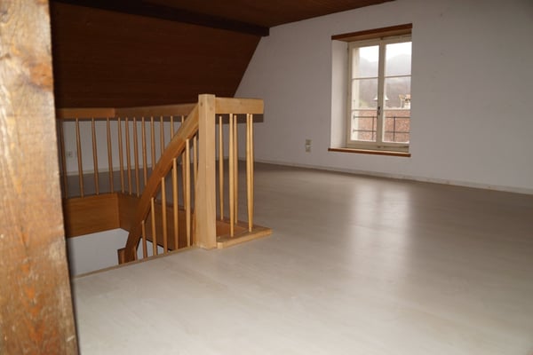 Zu vermieten 2.5 Zimmerwohnung mit Galerie in Wiedlisbach 11