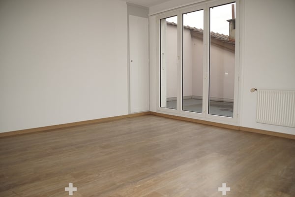 Zu vermieten 2 1/2 Zimmerwohnung an der Neumarktstrasse 46 5