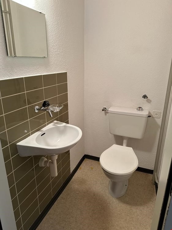 Zu vermieten 3.5 Zimmerwohnung an der Bahnhofstr. in St. Margrethen 8