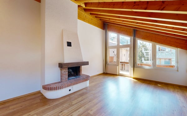 Grosse Dachzimmerwohnung im Zentrum von Zermatt 1