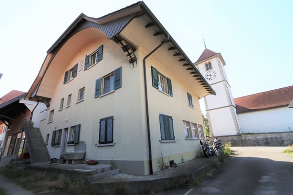 Mehrfamilienhaus in ländlicher Umgebung zu verkaufen 2