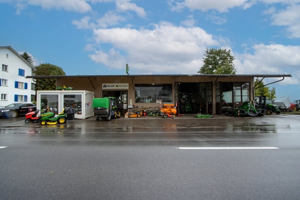 Attraktives Grundstück mit vielseitigem Nutzungspotential 2