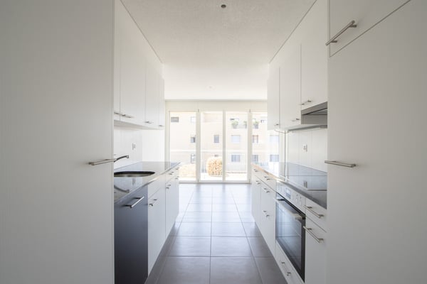 attraktive 4.5-Zimmerwohnung mit Balkon zu vermieten 3
