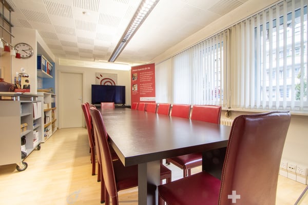 Büro, Praxis oder Laden: Vielseitige Gewerbefläche in Bahnhofsnähe 3