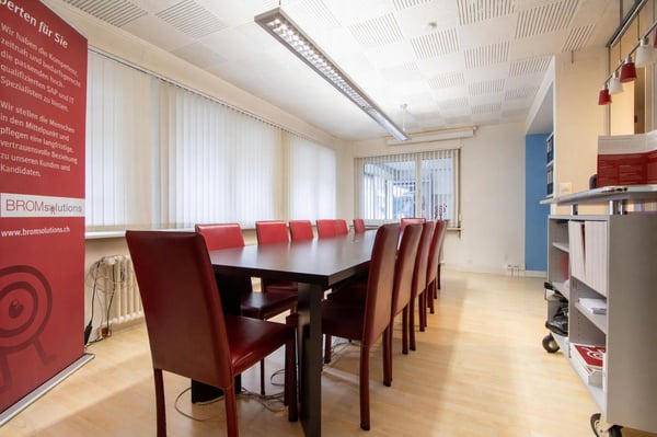 Büro, Praxis oder Laden: Vielseitige Gewerbefläche in Bahnhofsnähe 4
