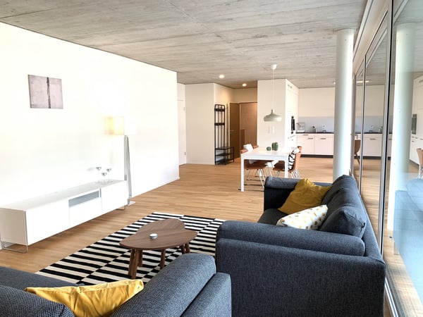 WG-Zimmer mit eigenem Badezimmer 1