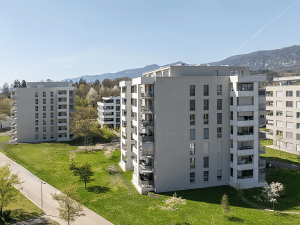 Modernes Attika-Studio mit grosser Terrasse und Alpenblick 8