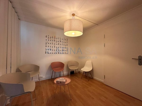 Administratif/Bureau 2 pièce 25 m2 à Lausanne 2