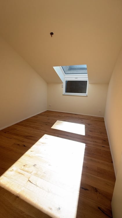 Moderne 3.5-Zimmer-Wohnung mit Balkon in Niederurnen, Glarus Nord 8