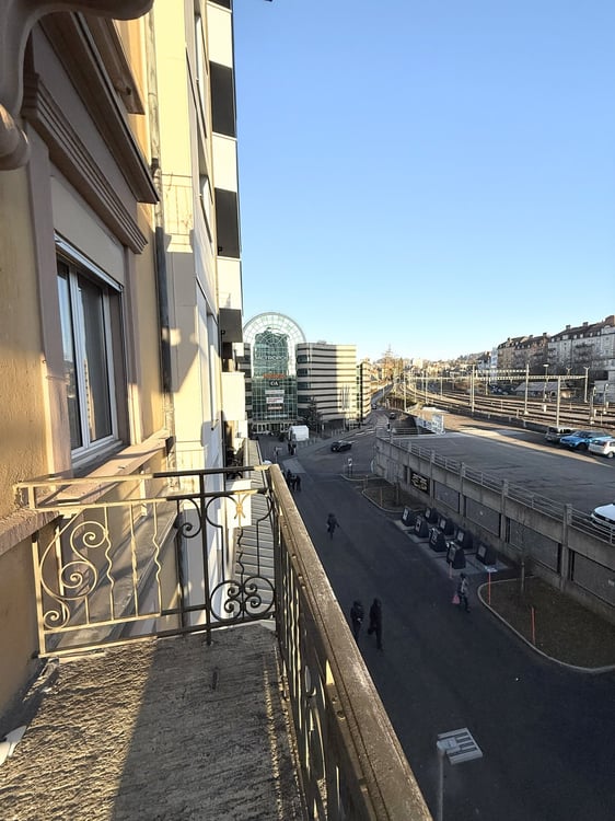 Appartement de caractère de 1 pièces – 20 m² – balcon – proche gare 19