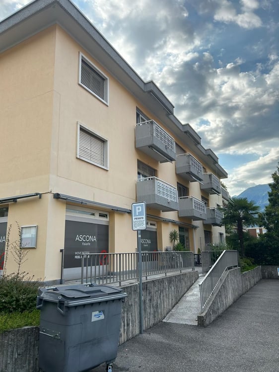 Affittiamo in centro ad Ascona magazzino / locale Fitness 3