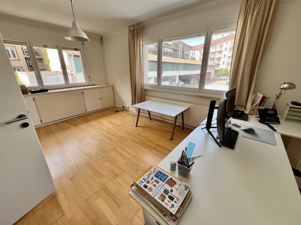 Eigenes Bürorhaus nahe Voltaplatz zu vermieten 6