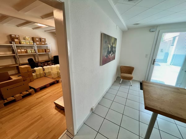 Eigenes Bürorhaus nahe Voltaplatz zu vermieten 4