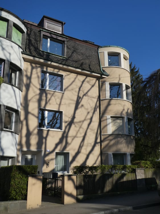 1 Zimmer-Dachwohnung im Bachletten-Quartier 1