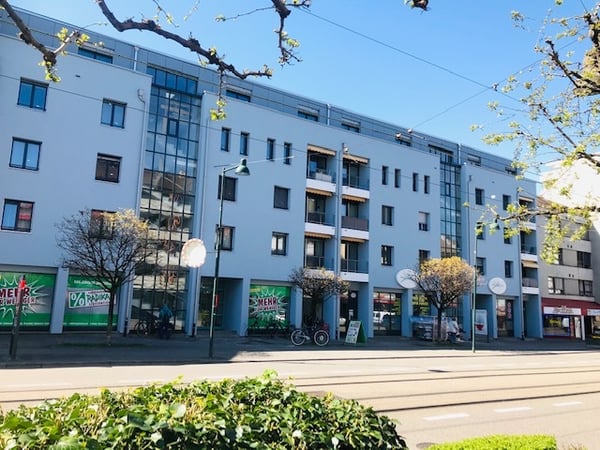 Einstellhallenplatz in Birsfelden zu vermieten 6