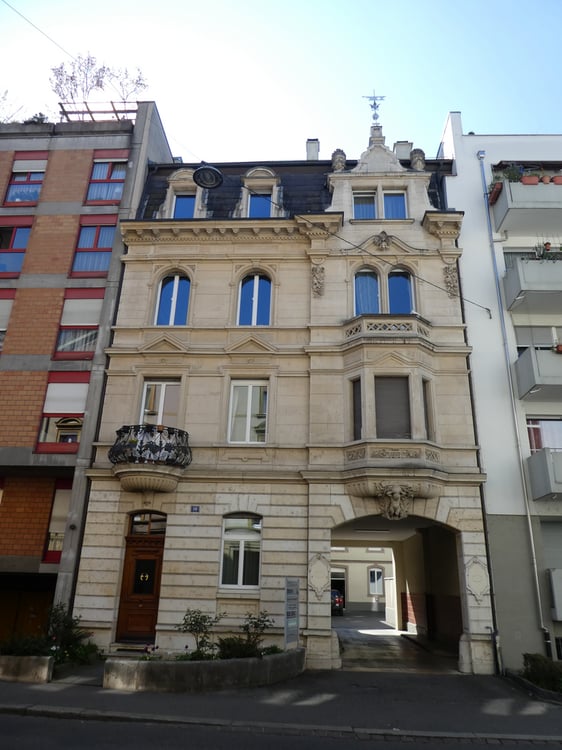 Originelle 1 Zimmer-Wohnung im Breitequartier nähe Rhein 1