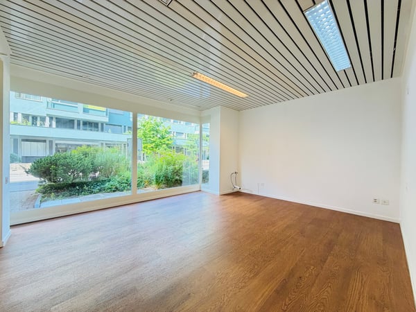 Gewerbefläche mit Schaufenster im lebendigen Gundeldinger-Quartier 2