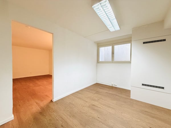 Gewerbefläche mit Schaufenster im lebendigen Gundeldinger-Quartier 7