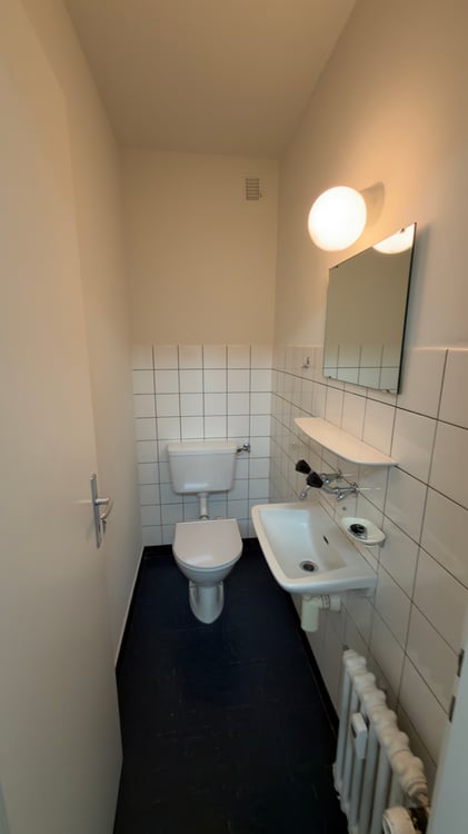Schöne Büroräumlichkeite an zentraler Lage 4