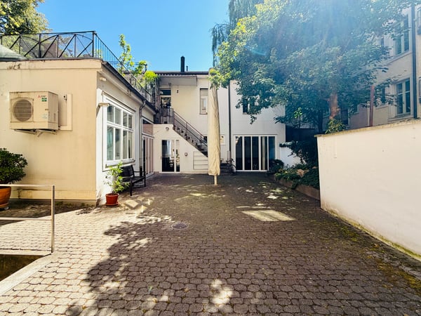 Stilvolle Altbauwohnung mit Charme - Grosszügiges Wohnen 12