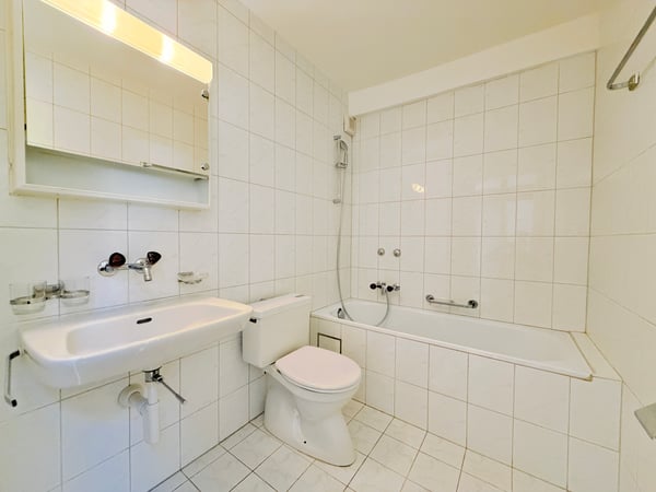 Stilvolle Altbauwohnung mit Charme - Grosszügiges Wohnen 10