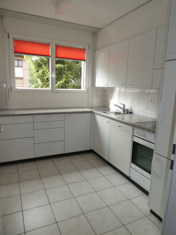 Schöne 4.5-Zimmerwohnung mit Balkon 3