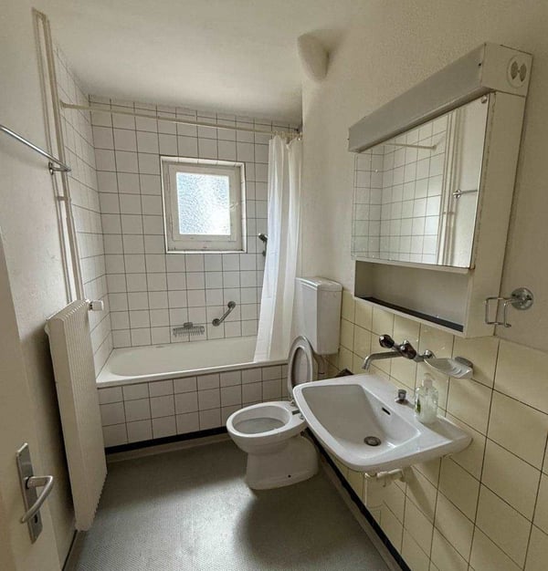 Charmante 3-Zimmer-Altbauwohnung mit Balkon in Goldach 7