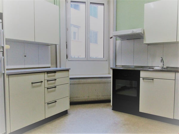 zentral gelegene Parterre-Wohnung in Jugenstilhaus 5