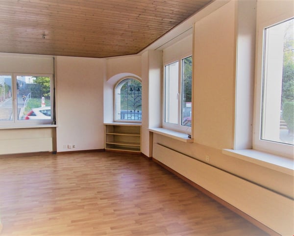 zentral gelegene Parterre-Wohnung in Jugenstilhaus 4