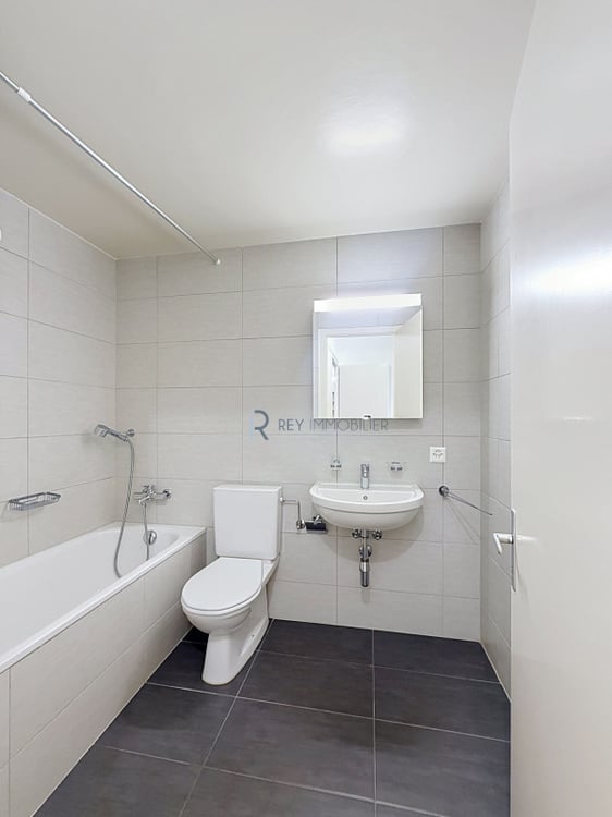 En exclusivité ! Appartement traversant avec terrasse 6