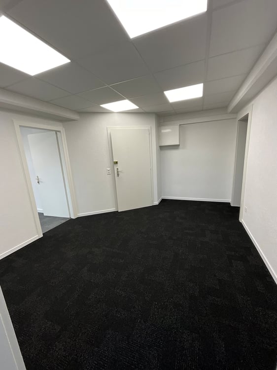 Espace commercial lumineux à louer à Denges 1er loyer offert 5
