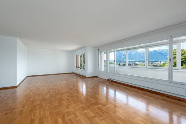 Grosszügige und helle 4.5-Zimmer-Wohnung mit Bergblick in Thun 6