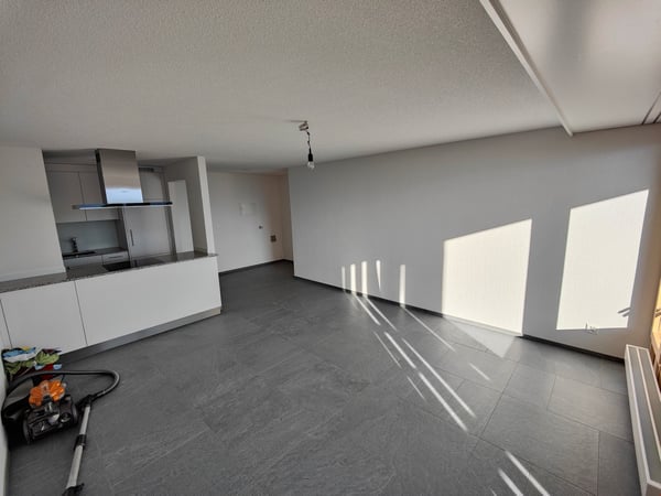 Moderne 2.5-Zimmerwohnung mit top Aussicht 7