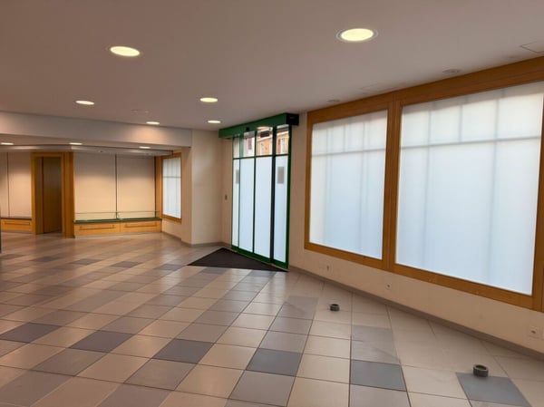 Wohn- und Geschäftshaus an zentraler Lage 5