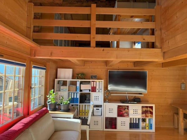 Wohn- und Geschäftshaus an zentraler Lage 10