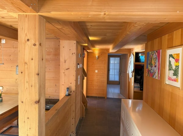 Wohn- und Geschäftshaus an zentraler Lage 15