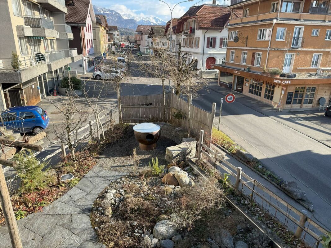 Wohn- und Geschäftshaus an zentraler Lage