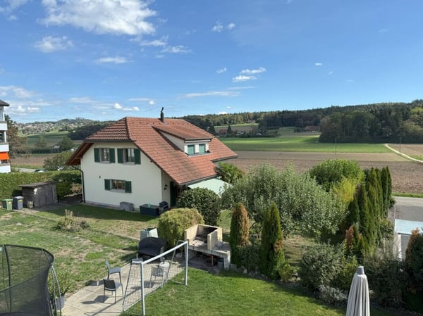 freistehend, sonnig, ruhig - ideal für eine Familie und ein Paar 12